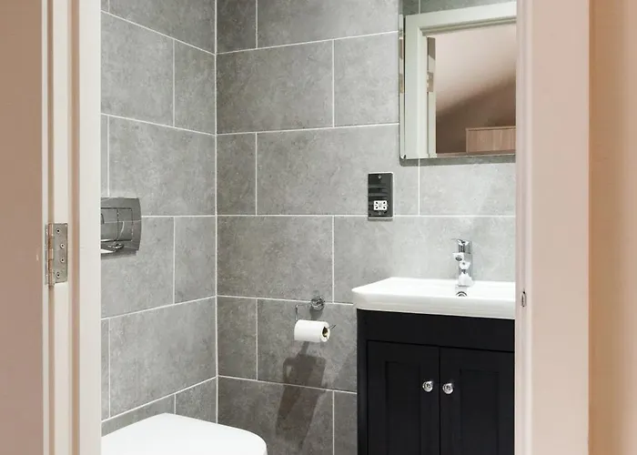 Daire Bright 2-bed - Park Square - Centre