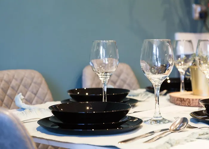 Bright 2-bed - Park Square - Centre * Leeds (West Yorkshire)