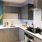 公寓 Bright 2-bed - Park Square - Centre