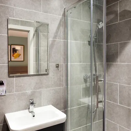Bright 2-bed - Park Square - Centre Apartment