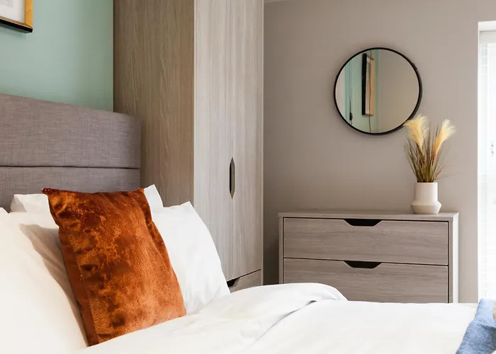 Bright 2-bed - Park Square - Centre Lejlighed