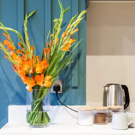 公寓 2 Bedroom Flat - Long Term Rates- Contractors-professionals-relocation 利兹