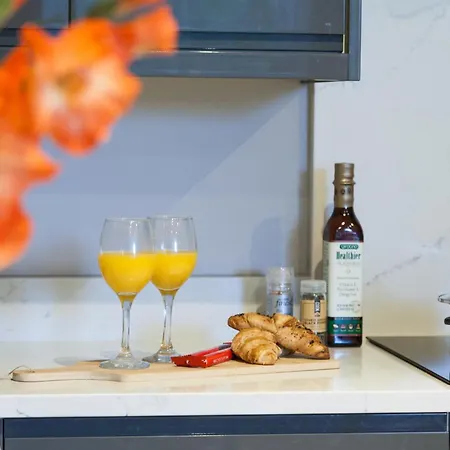 Bright 2-bed - Park Square - Centre Lägenhet