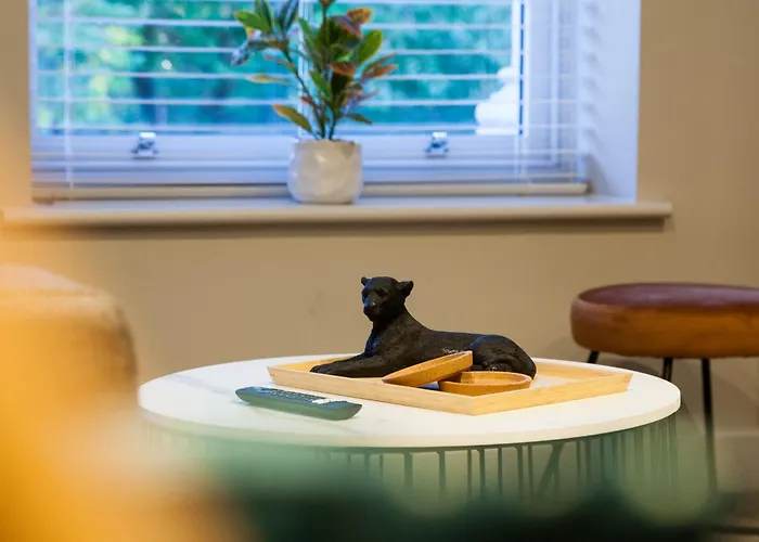 Bright 2-bed - Park Square - Centre *