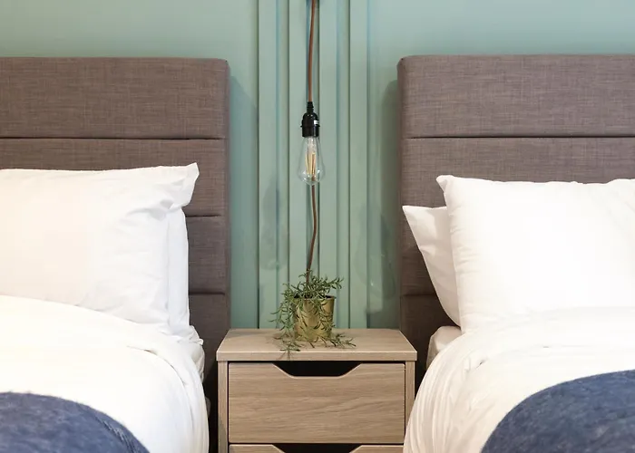 Bright 2-bed - Park Square - Centre *